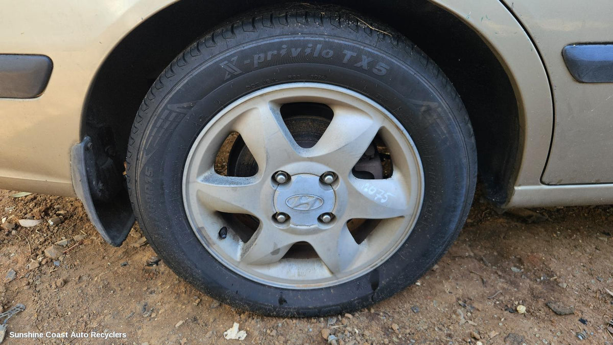 2000-2003 Hyundai Elantra Wheel Mag