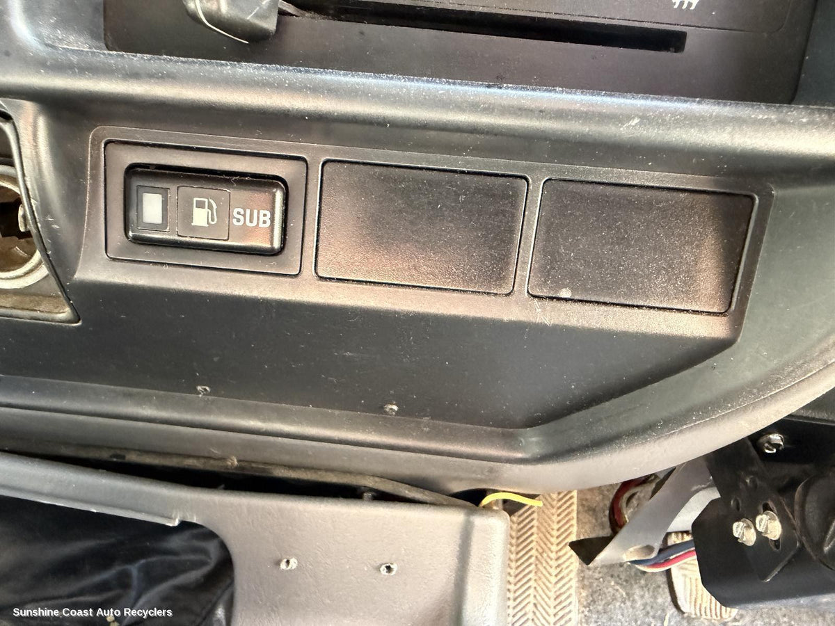1995-1998 Toyota Landcruiser Misc Switch Relay
