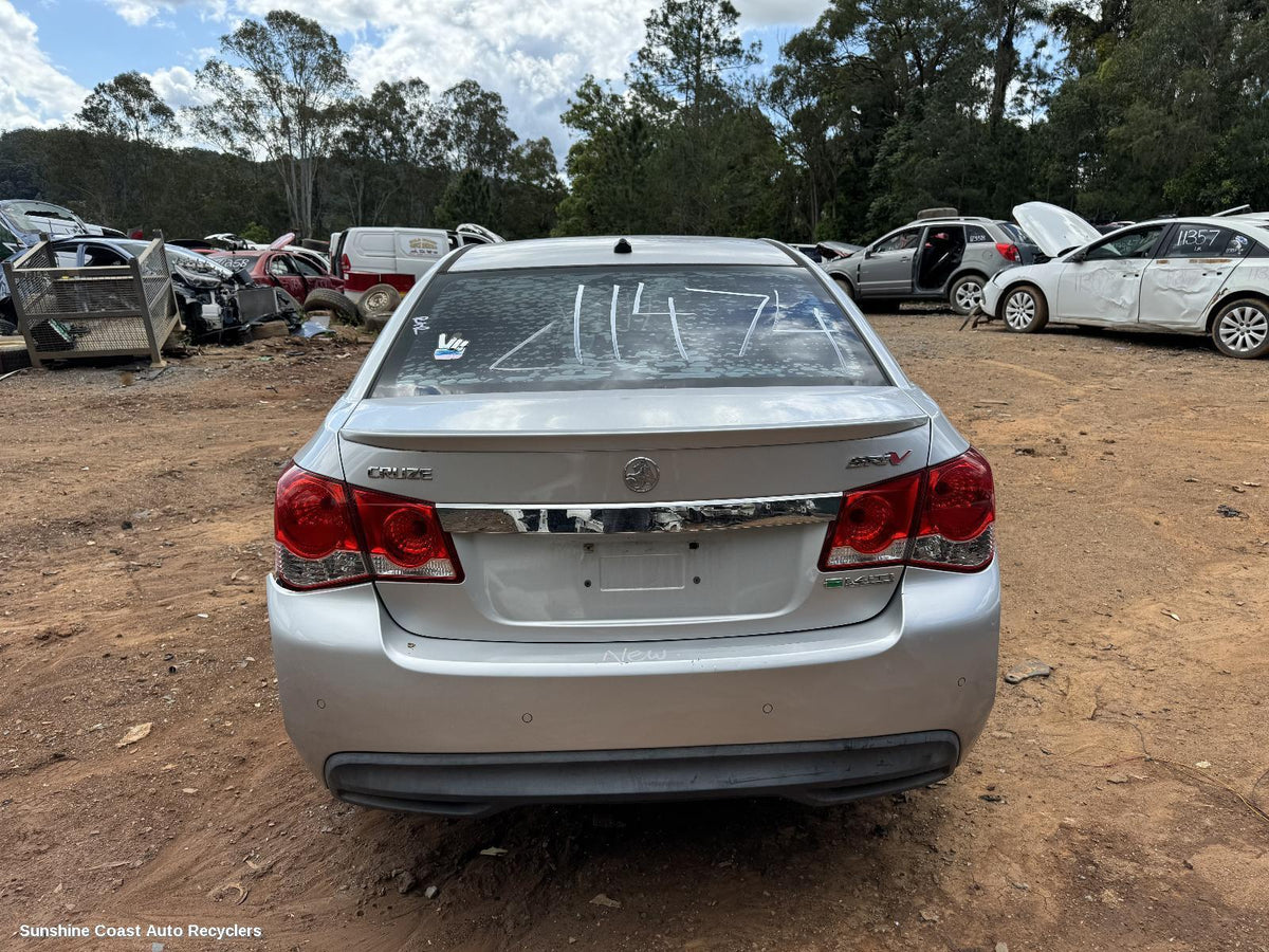 2011-2012 Holden Cruze Engine