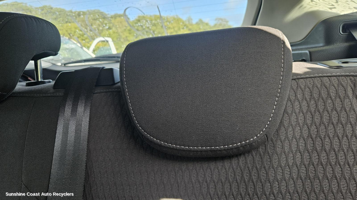 2011-2015 Ford Focus Headrest