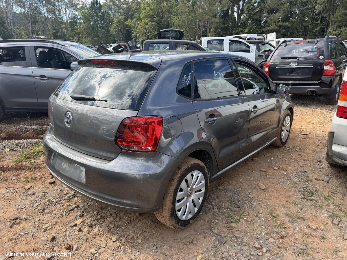 2010-2014 Volkswagen Polo Right Taillight