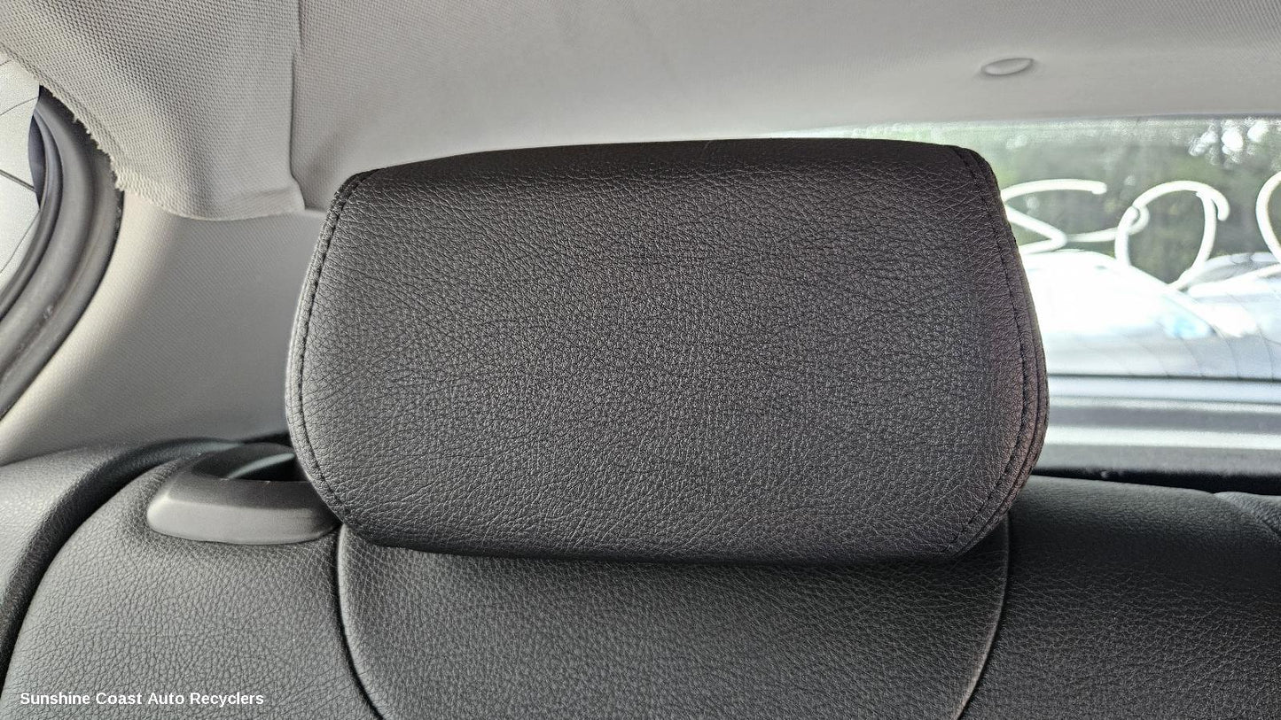 2011-2019 Bmw 1 Series Headrest