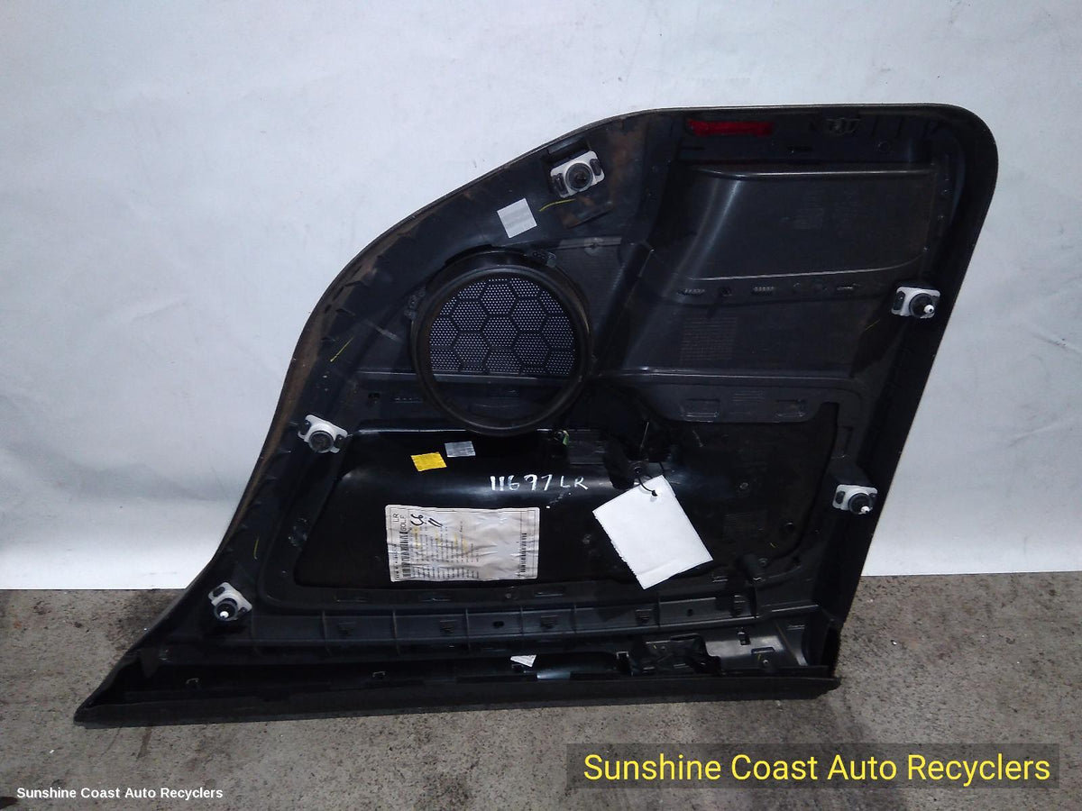2004-2009 Volkswagen Golf Door Trim