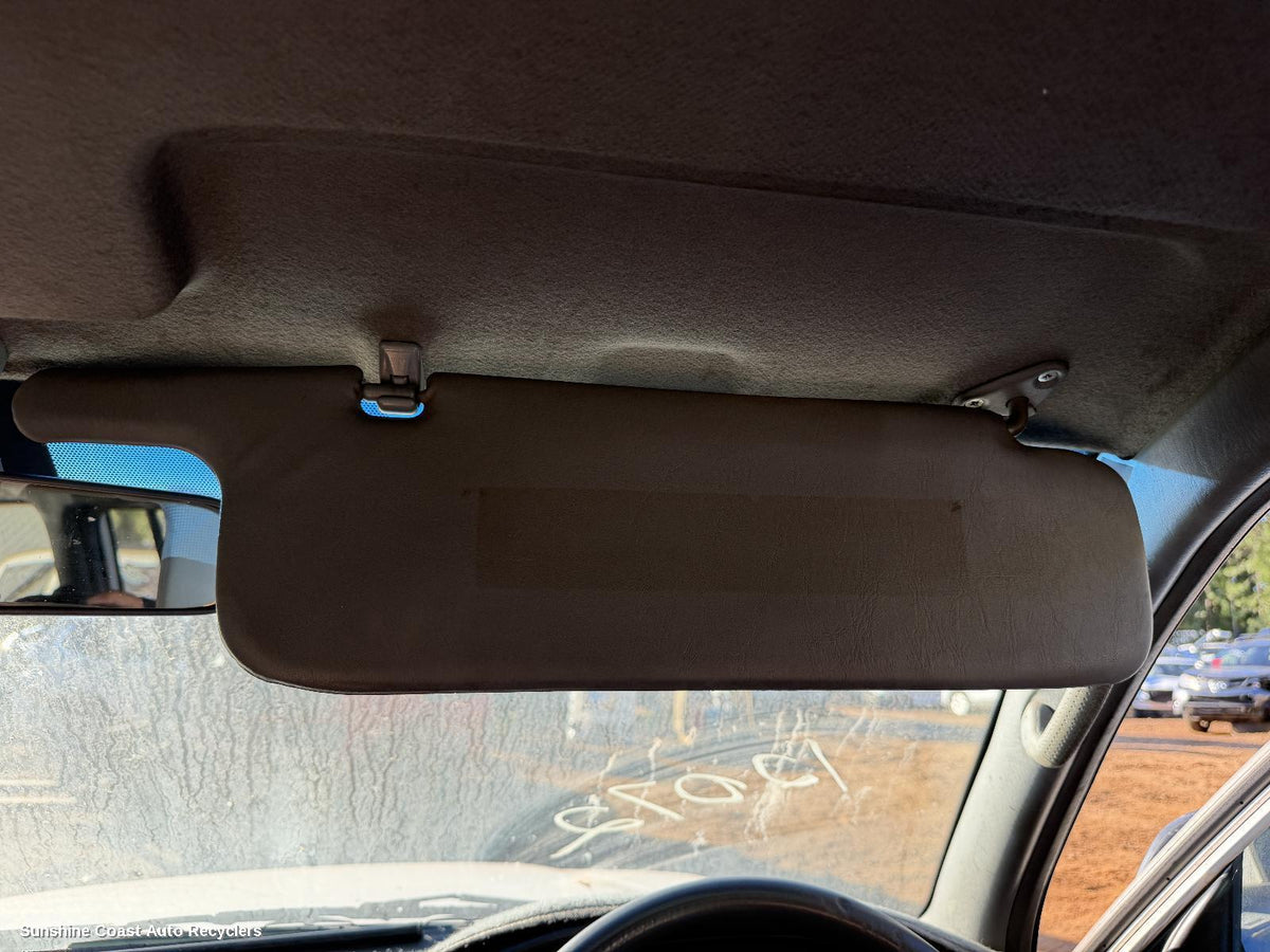 1998-2007 Toyota Landcruiser Sunvisor