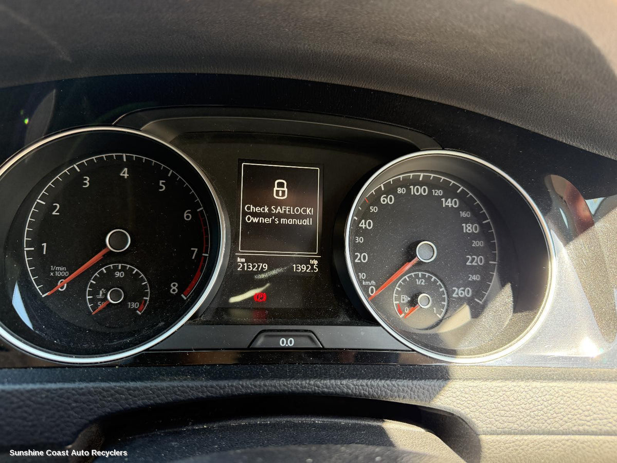 2012-2017 Volkswagen Golf Instrument Cluster