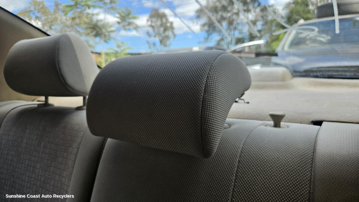 2001-2007 Toyota Corolla Headrest