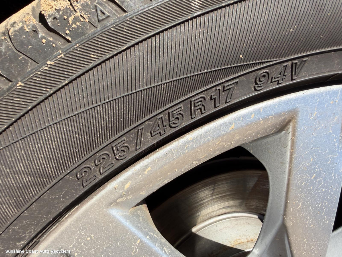 2012-2020 Volkswagen Golf Tyre