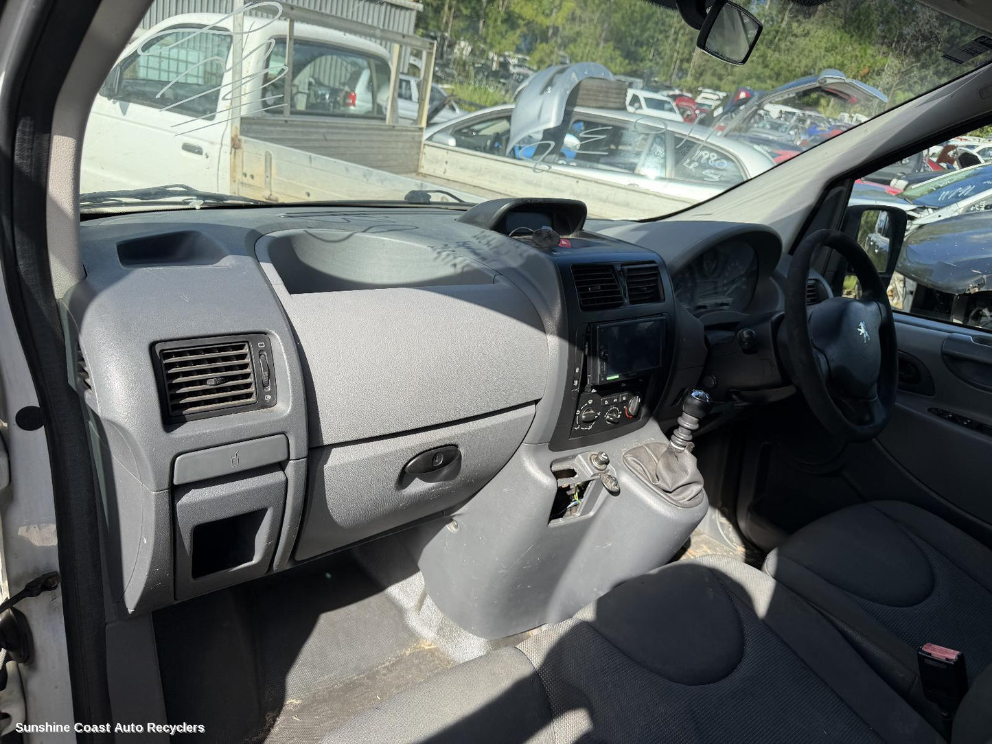 2008-2015 Peugeot Expert Glove Box