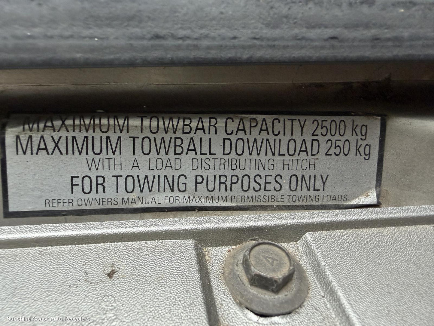 2000-2006 Mitsubishi Pajero Towbar