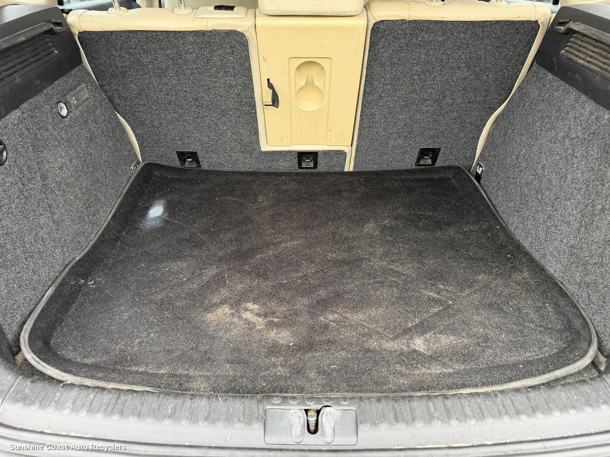 2008-2011 Volkswagen Tiguan Floor Mats