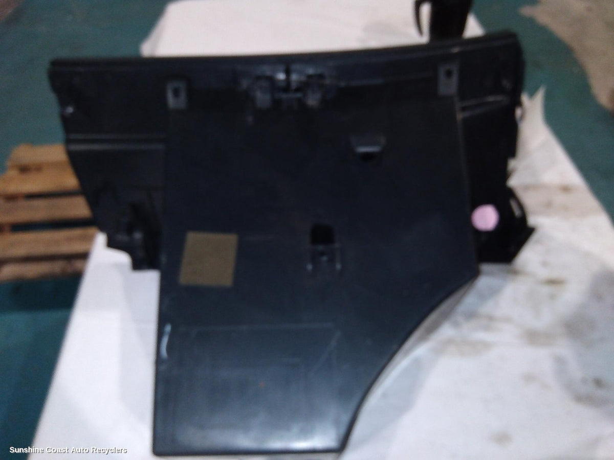 2007-2014 Nissan Dualis Glove Box