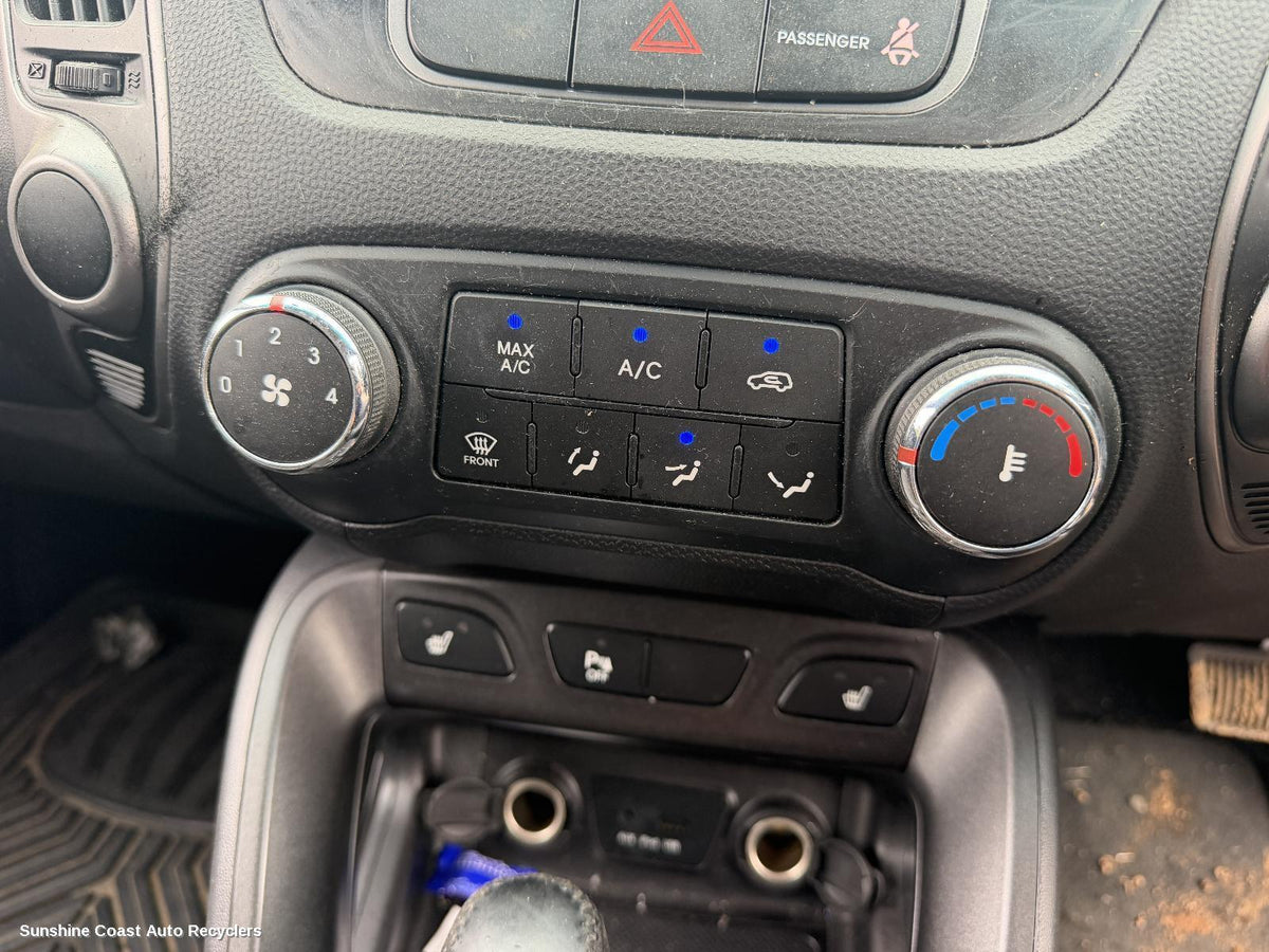 2009-2016 Hyundai Ix35 Heater Ac Controls