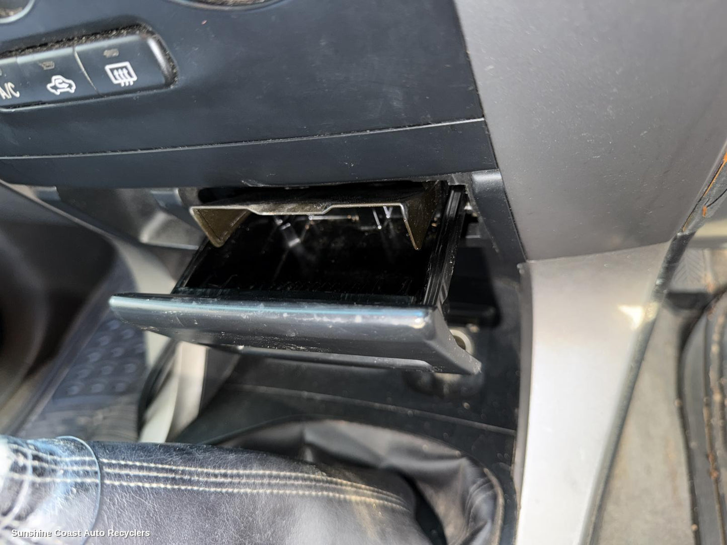 2003-2009 Toyota Prado Ashtray
