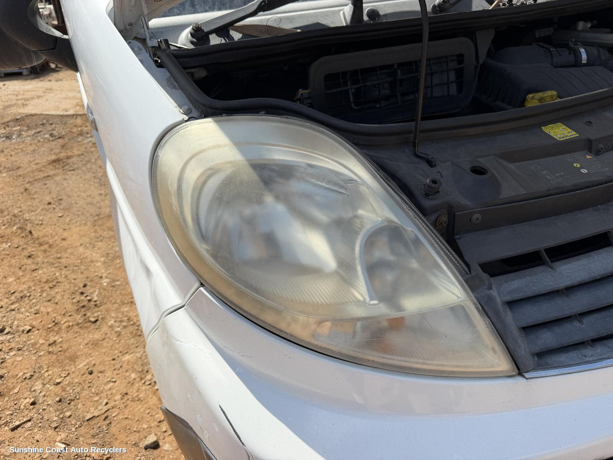 2007-2014 Renault Trafic Right Headlamp