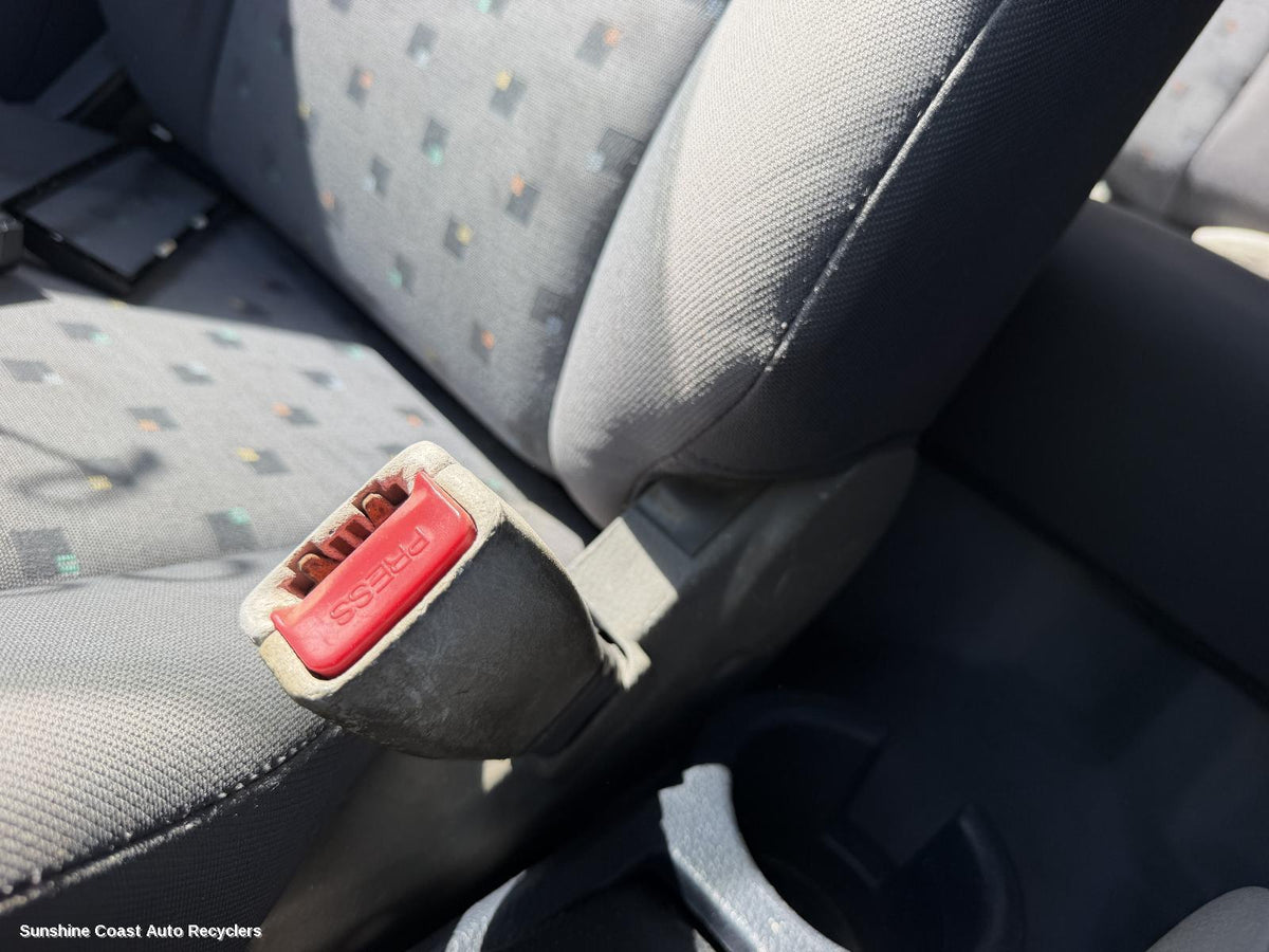 2002-2005 Hyundai Getz Seatbelt Stalk