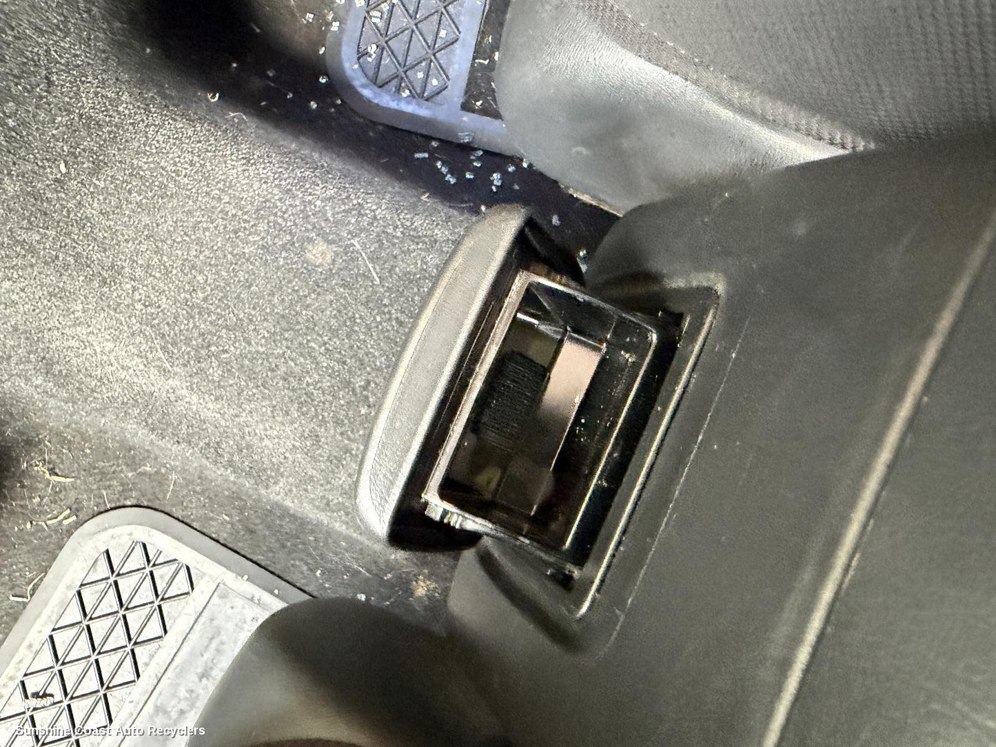 2001-2007 Toyota Corolla Ashtray