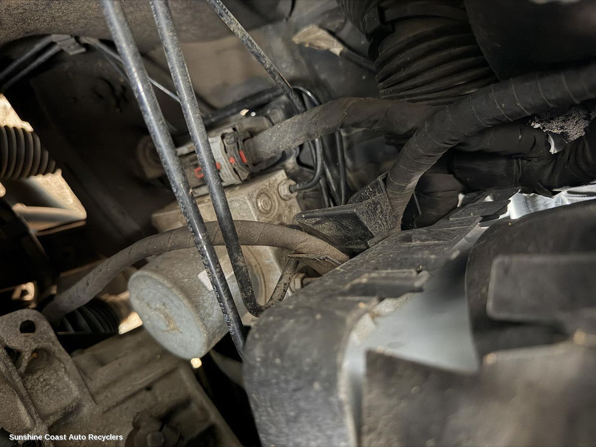 2009-2011 Volkswagen Tiguan Abs Pump Modulator