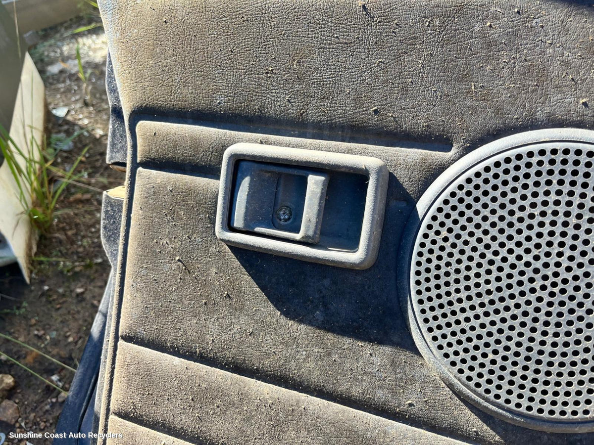 1988-1997 Nissan Patrol Door Handle