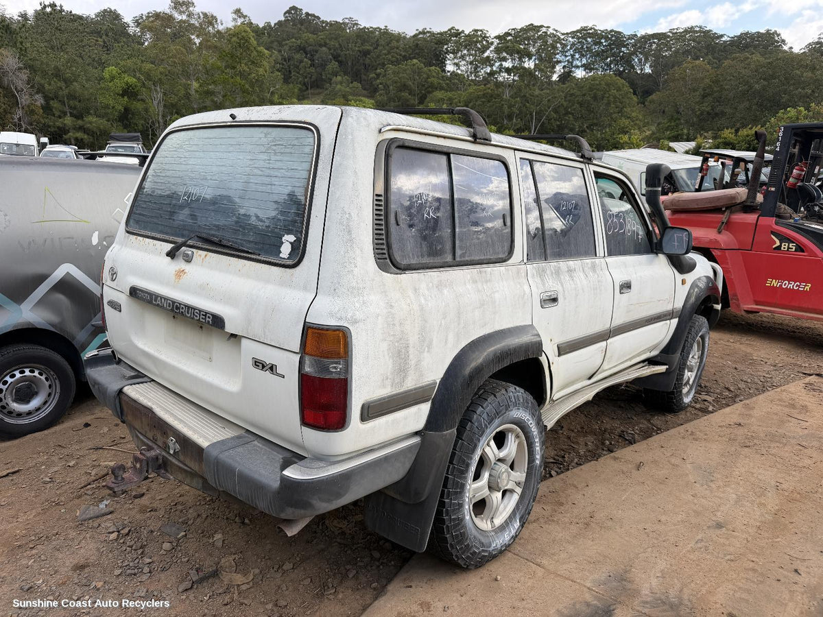 1990-1998 Toyota Landcruiser Rear Bumper