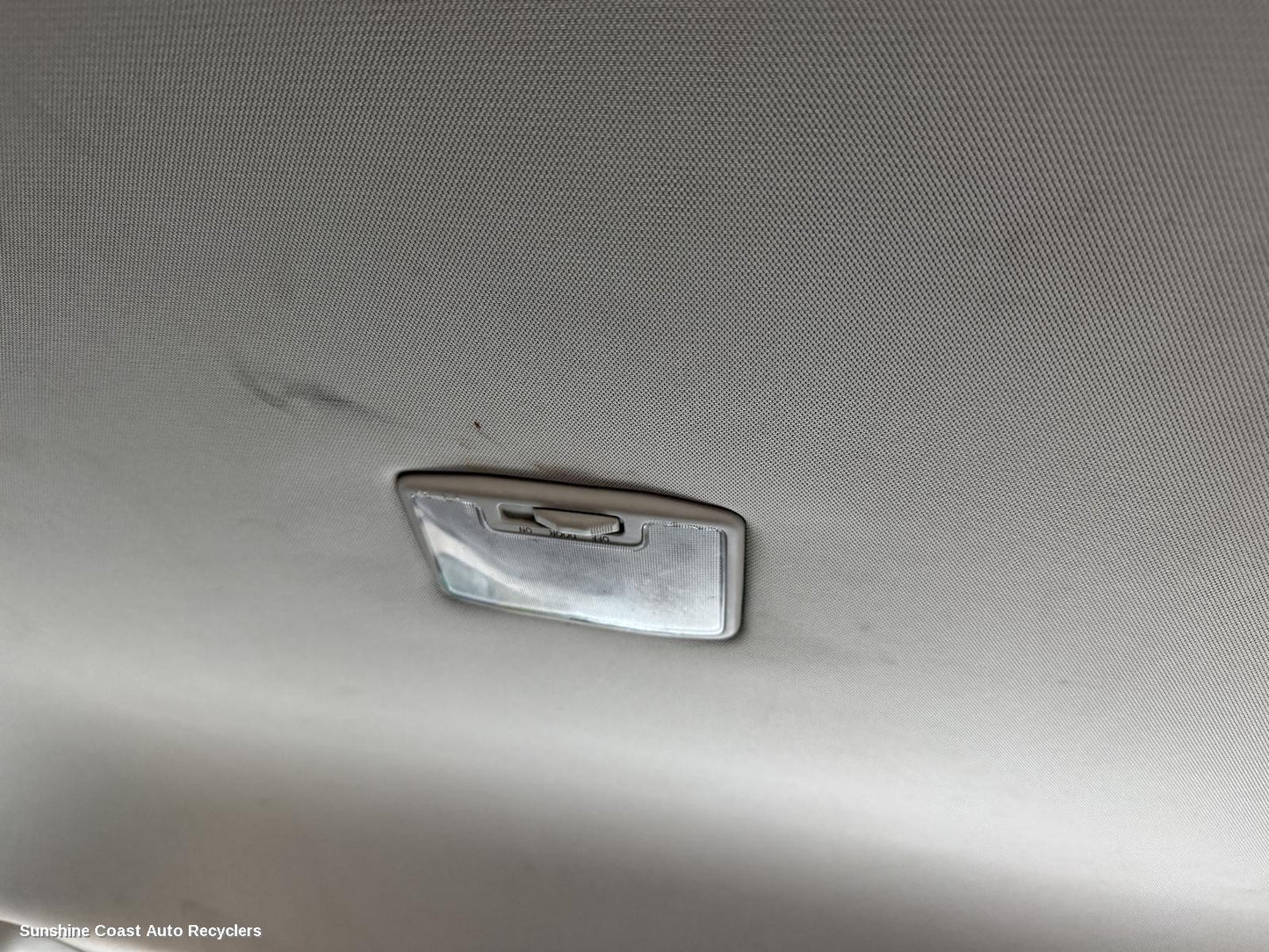 2012-2016 Holden Colorado Courtesy Light