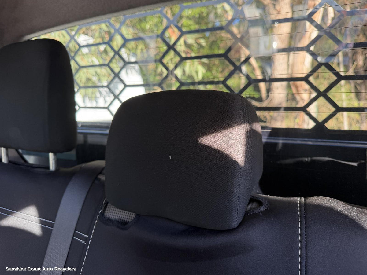 2009-2015 Mitsubishi Triton Headrest