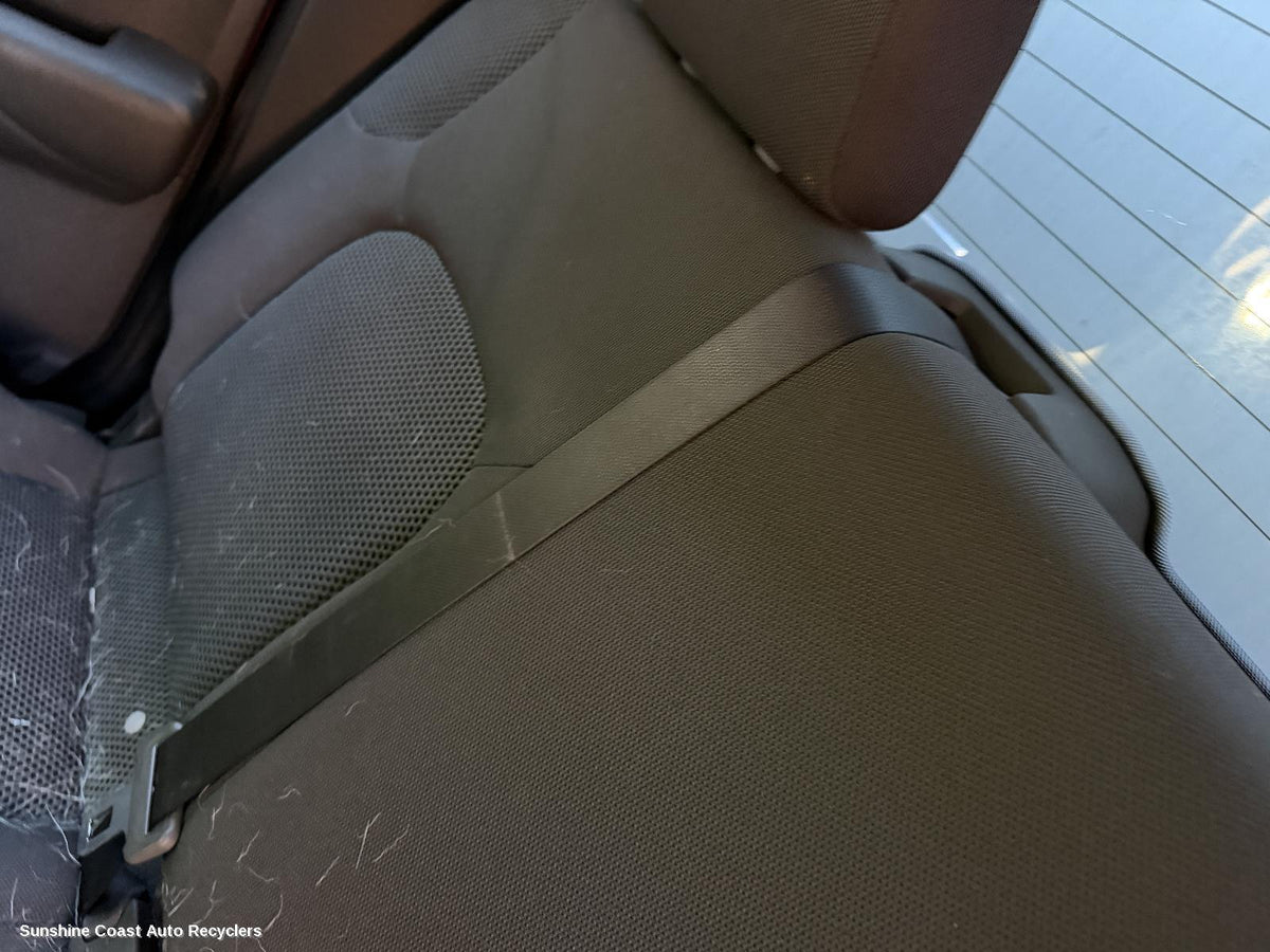 2008-2015 Nissan Navara Seatbelt Stalk