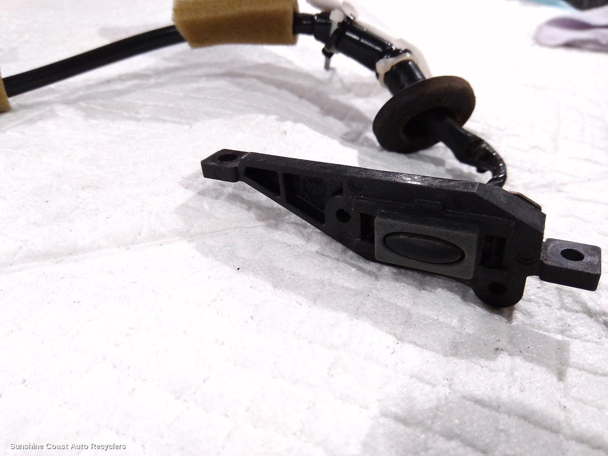 2013-2021 Isuzu Mu-x Misc Switch Relay