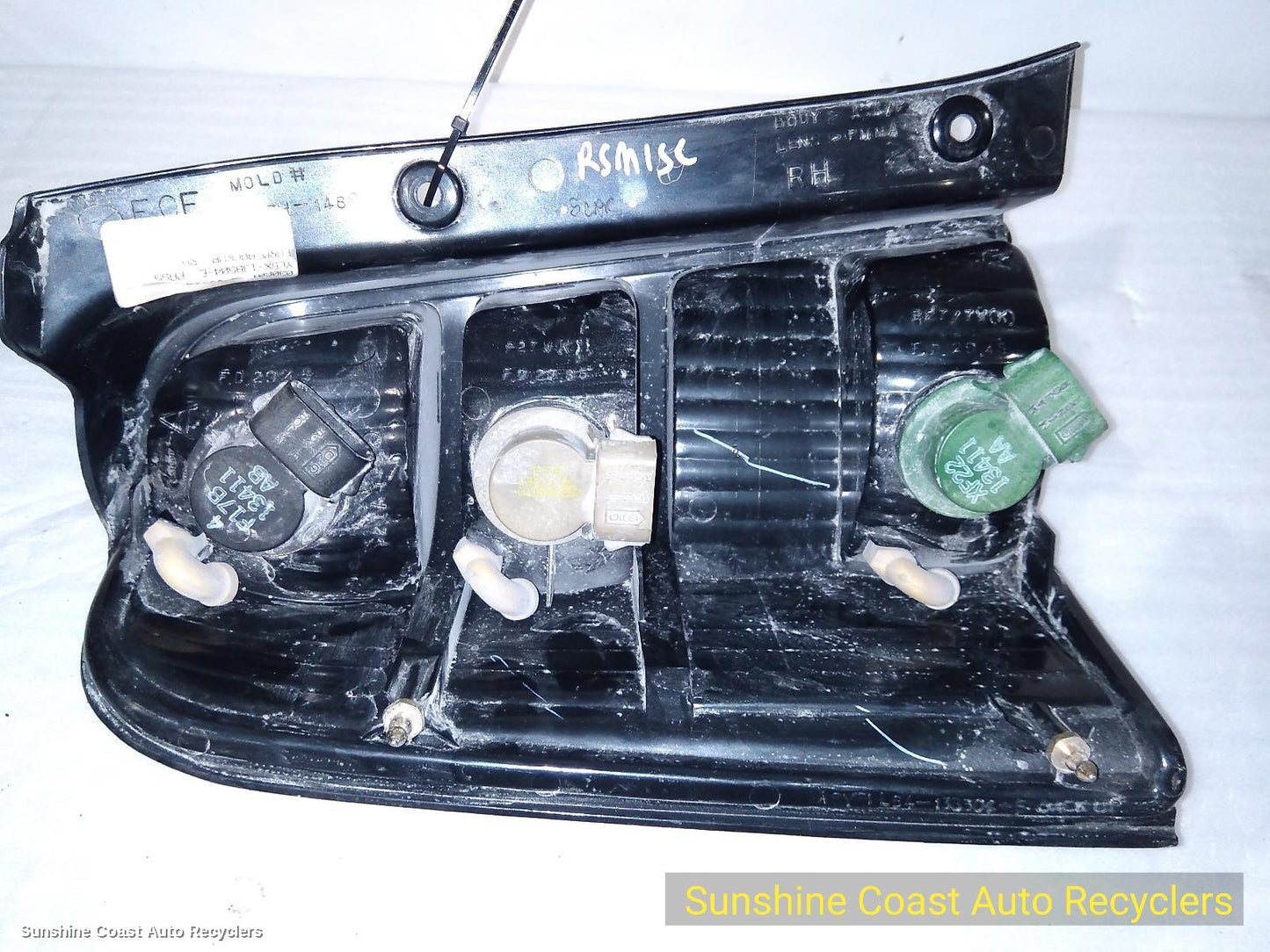 2004 Ford Escape Right Taillight