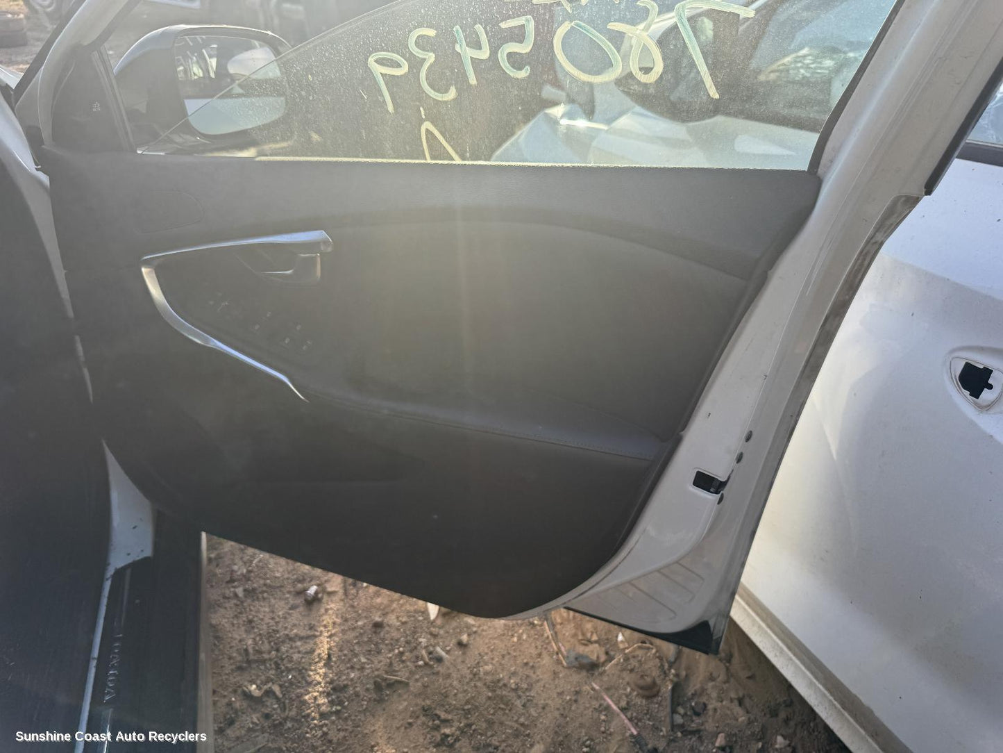 2013-2019 Volvo S40 Door Trim