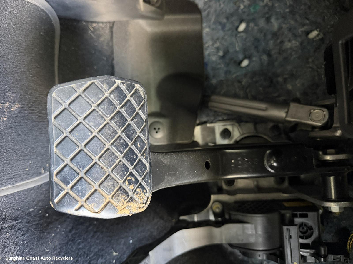 2010-2017 Volkswagen Polo Pedal Assembly
