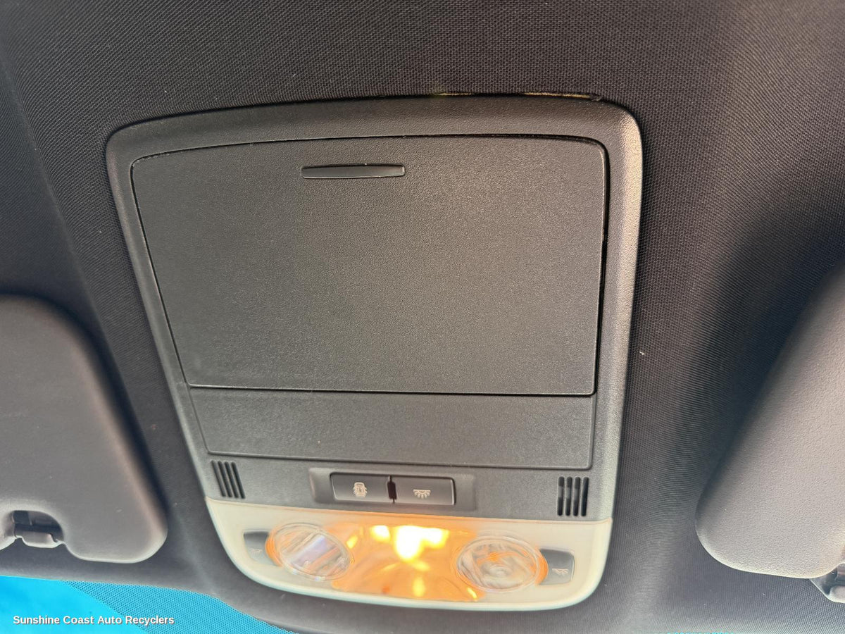 2006-2013 Holden Commodore Courtesy Light