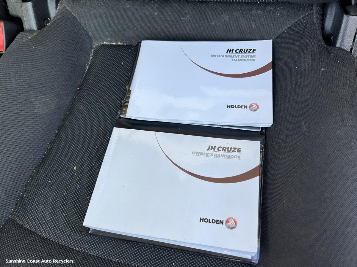 2011-2017 Holden Cruze Owners Handbook
