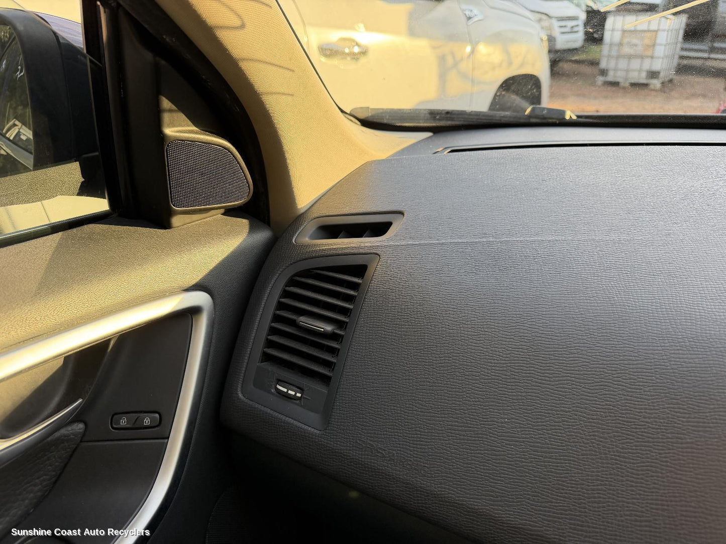 2009-2017 Volvo Xc60 Misc