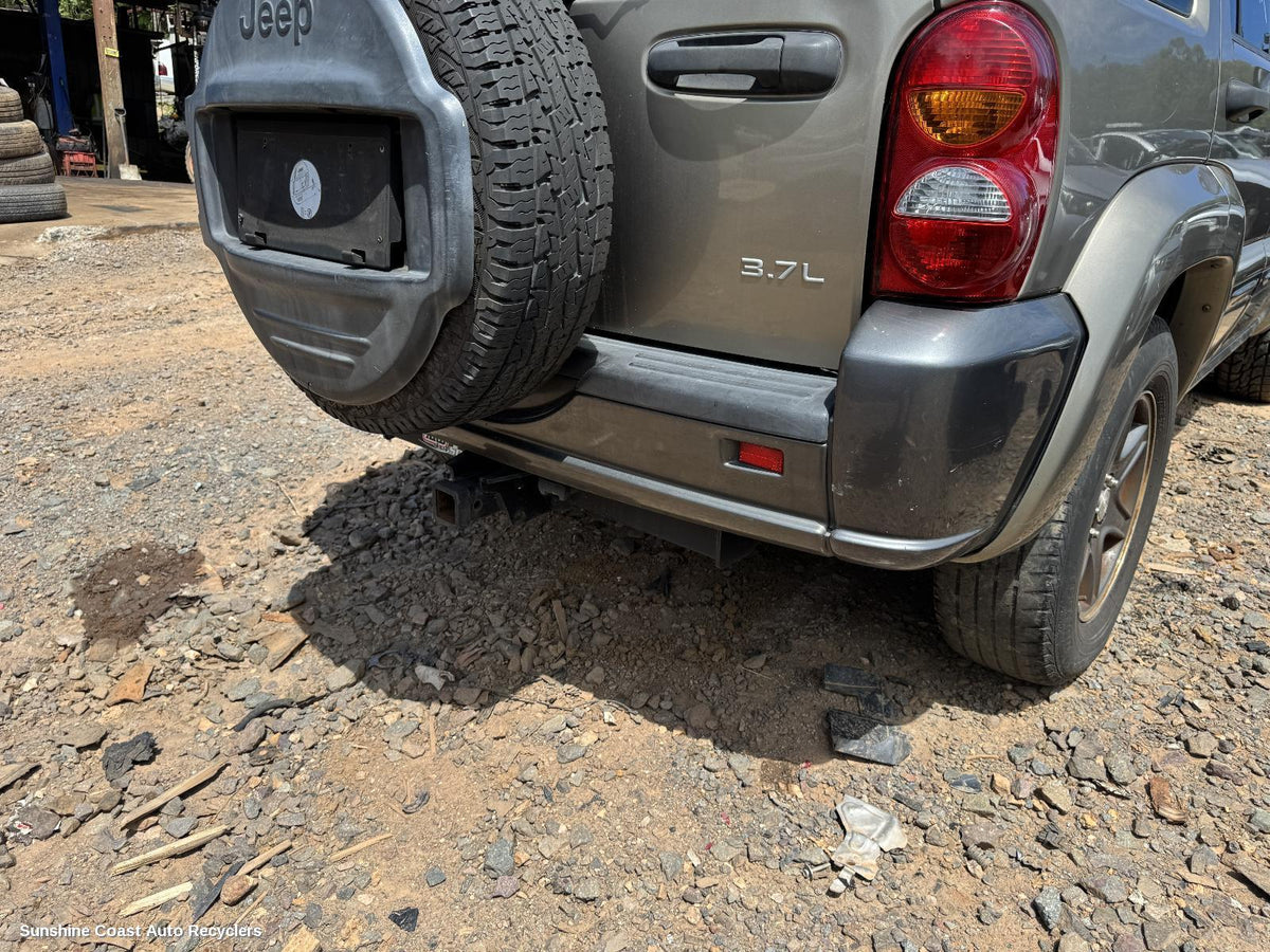 2001-2007 Jeep Cherokee Rear Bumper