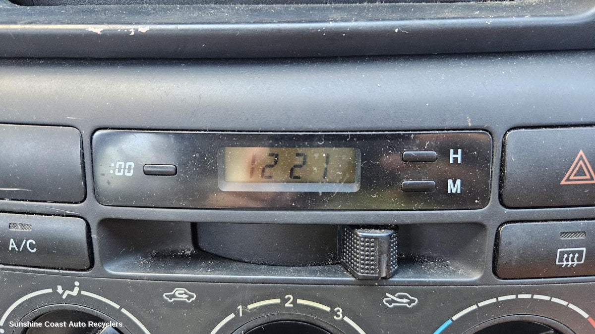 2001-2007 Toyota Corolla Clock