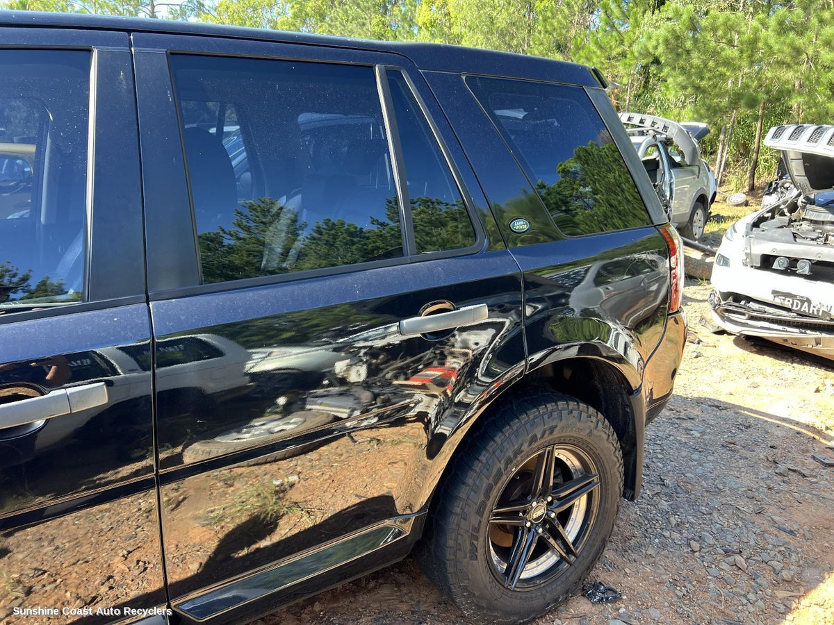 2010-2014 Land Rover Freelander Left Rear Door Sliding