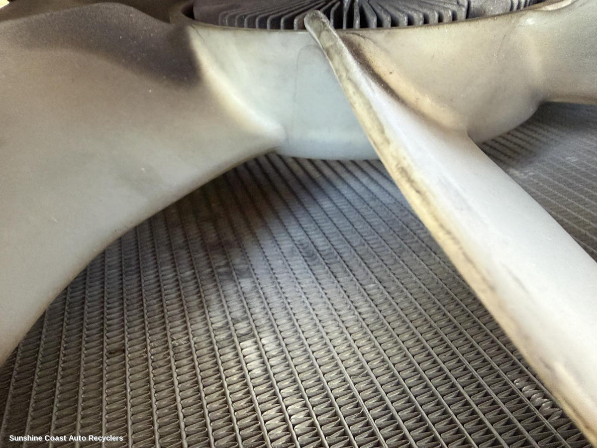 1990-1998 Toyota Landcruiser Radiator