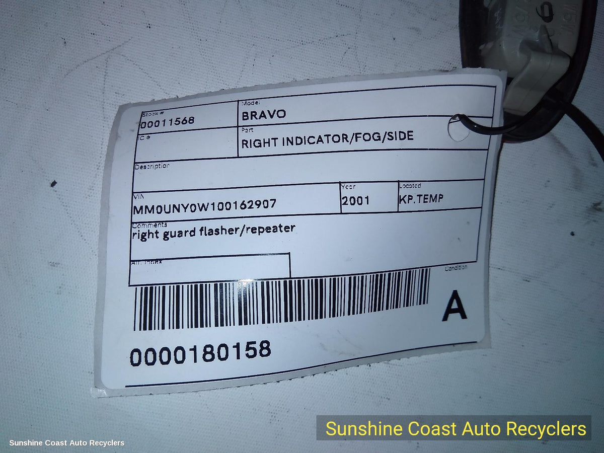 2001-2002 Mazda Bravo Right Indicator Fog Side