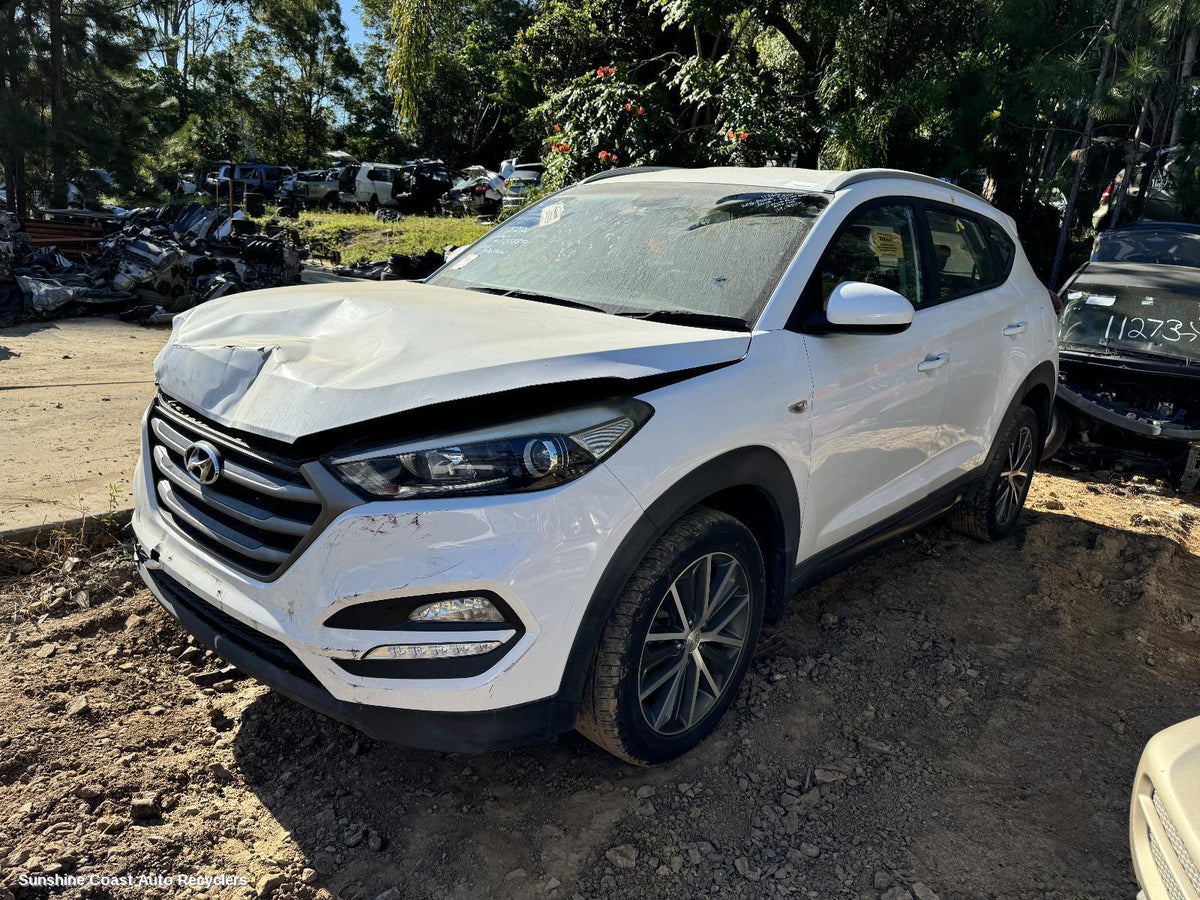 2015-2018 Hyundai Tucson Left Guard