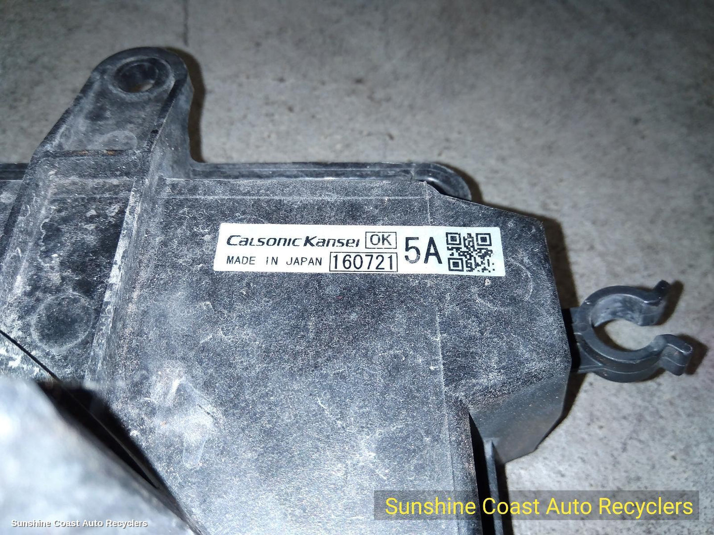 2016 Mitsubishi Outlander Fan