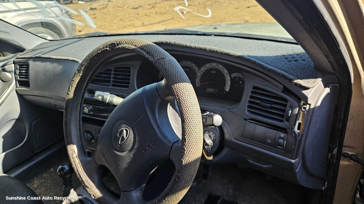 2000-2003 Hyundai Elantra Misc