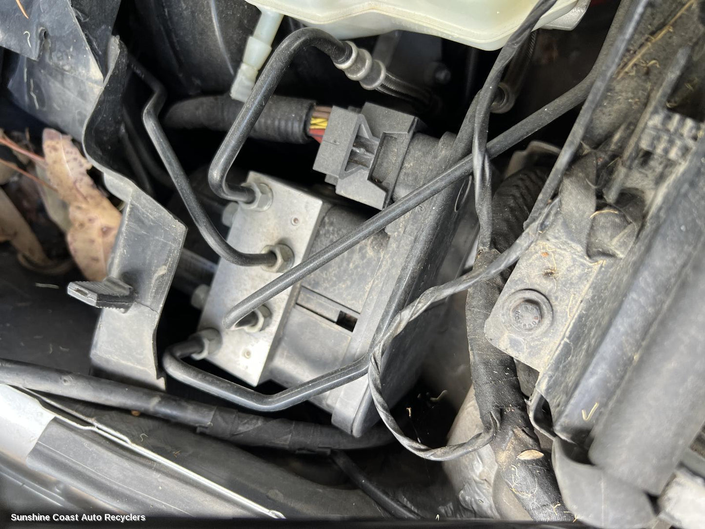 2010 Bmw 3 Series Abs Pump Modulator