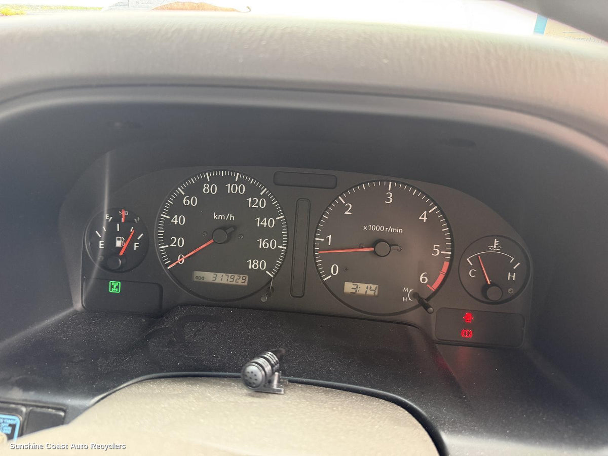 1997-2003 Nissan Patrol Instrument Cluster