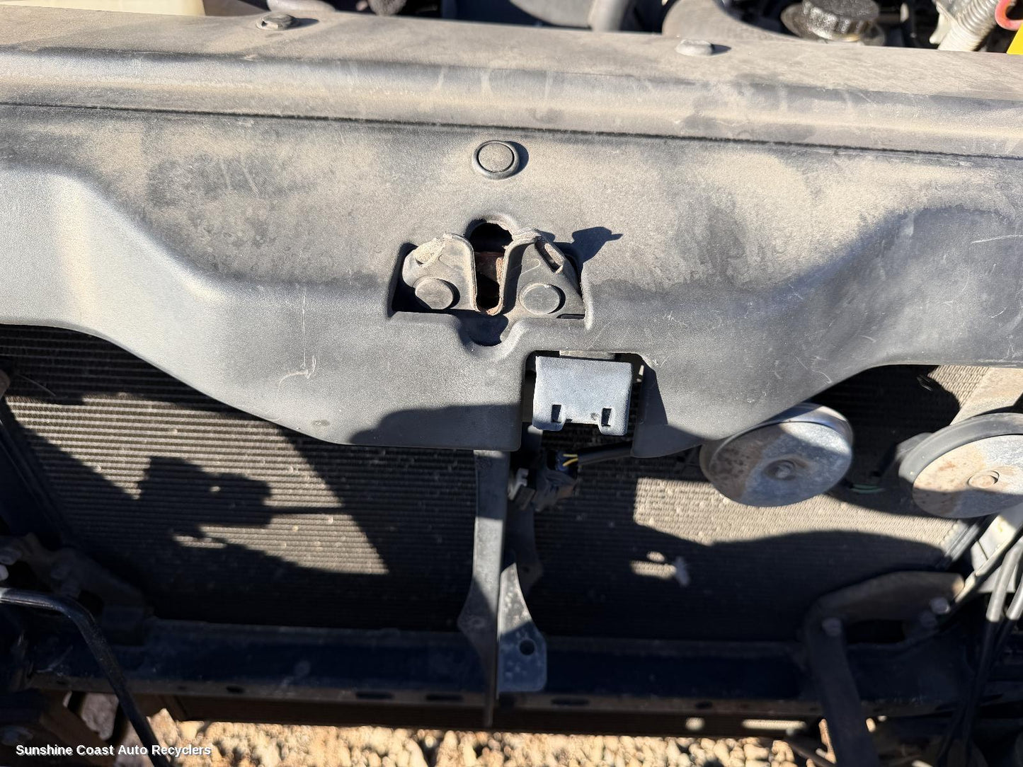 2003-2009 Toyota Prado Bonnet Lock Support