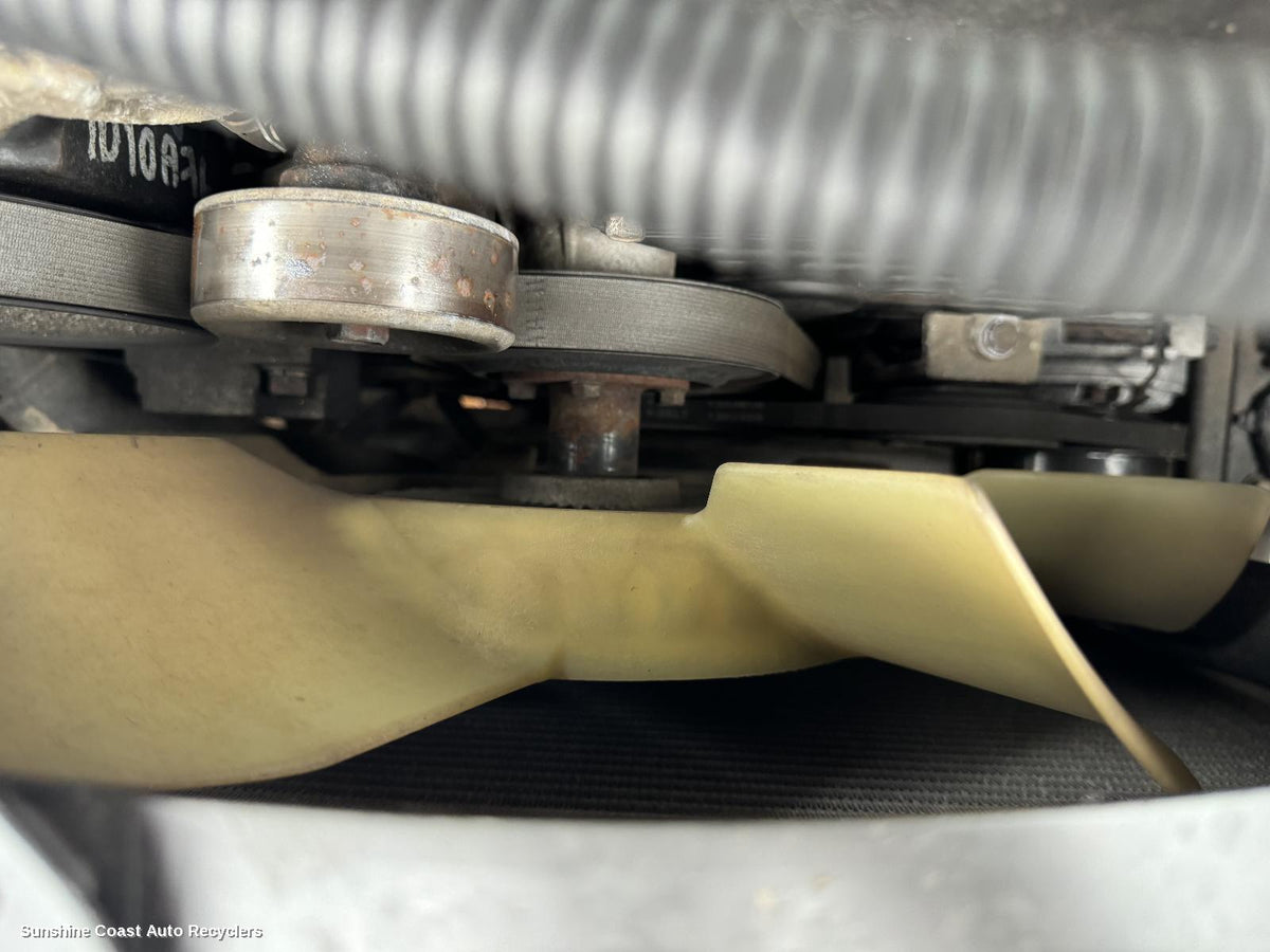 2008-2015 Mitsubishi Triton Fan