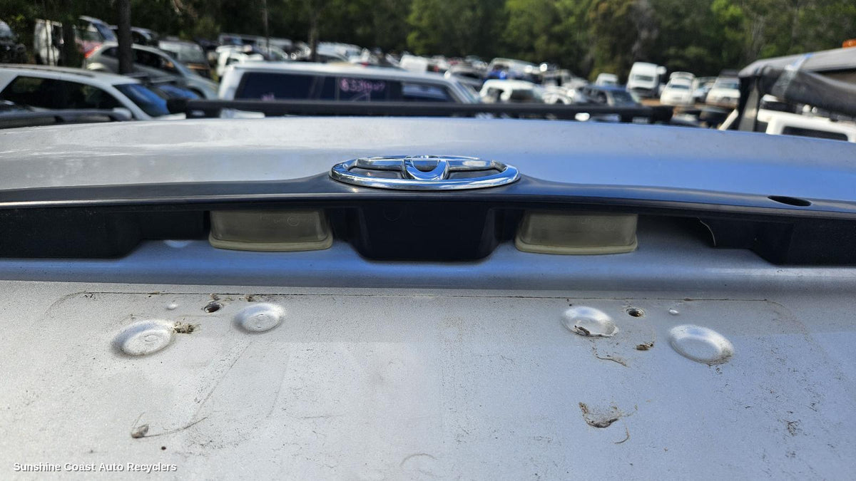 2001-2007 Toyota Corolla Rear Garnish