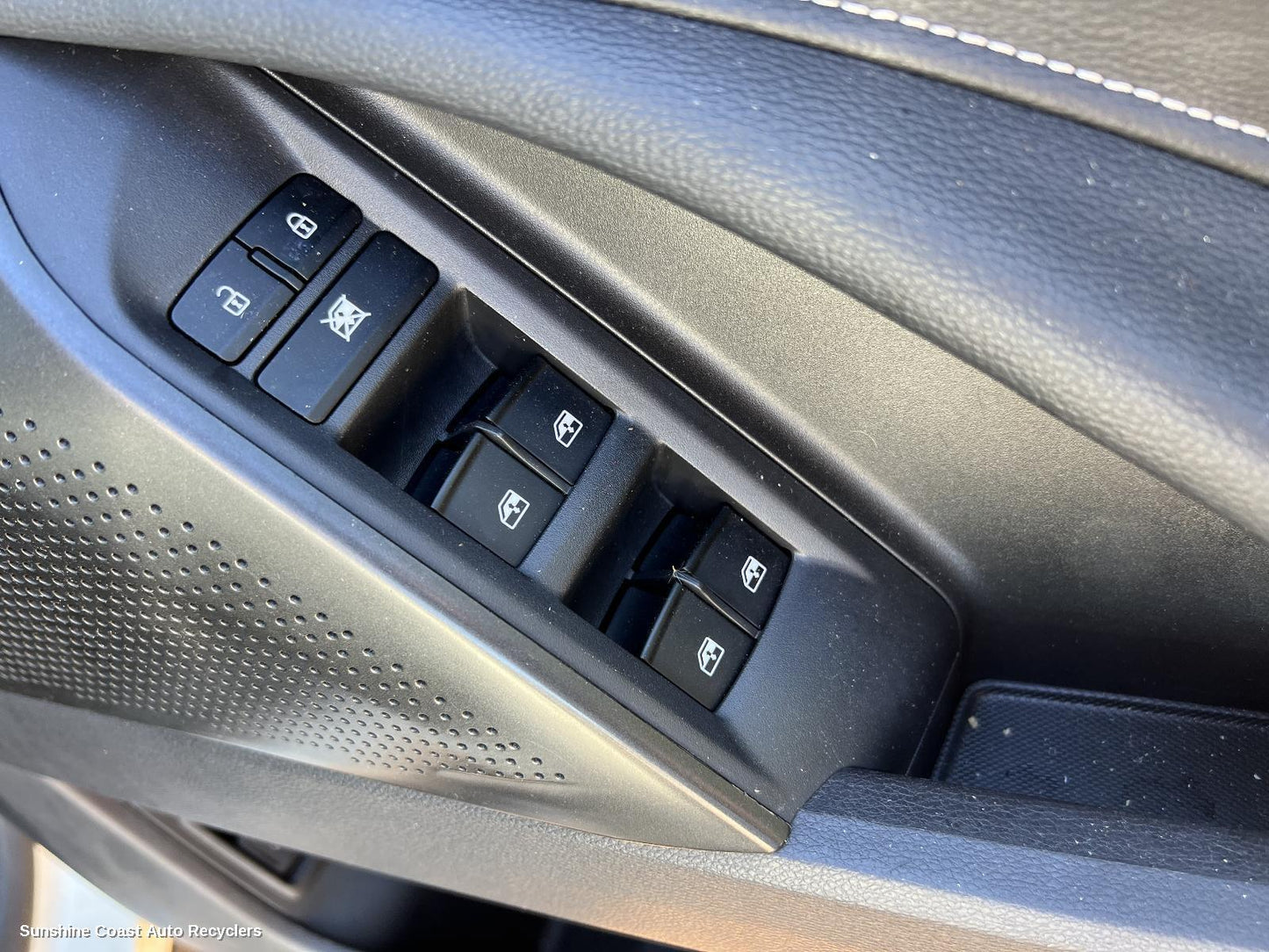 2021 Ldv D90 Pwr Dr Wind Switch