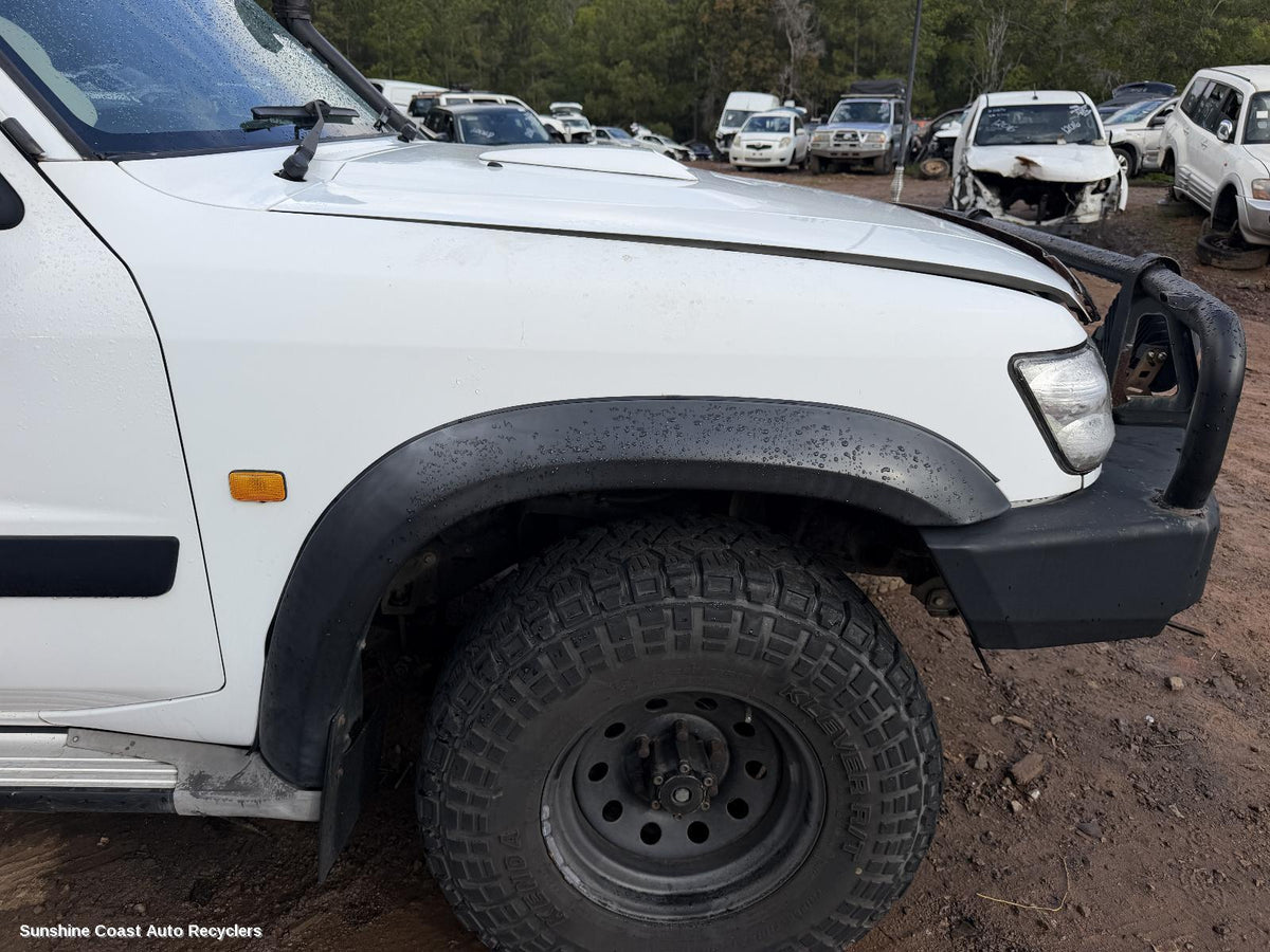 2001-2004 Nissan Patrol Right Guard