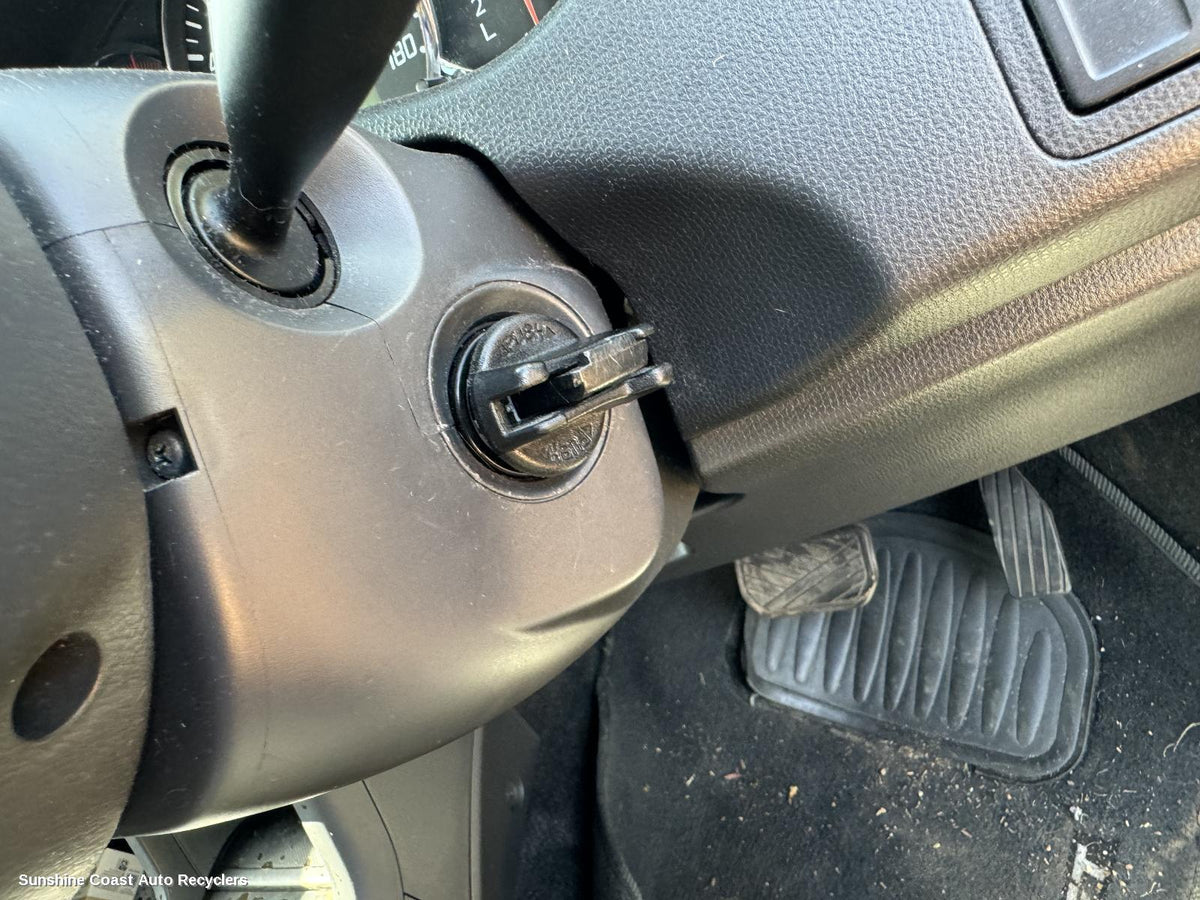 2004-2011 Suzuki Swift Ignition W Key