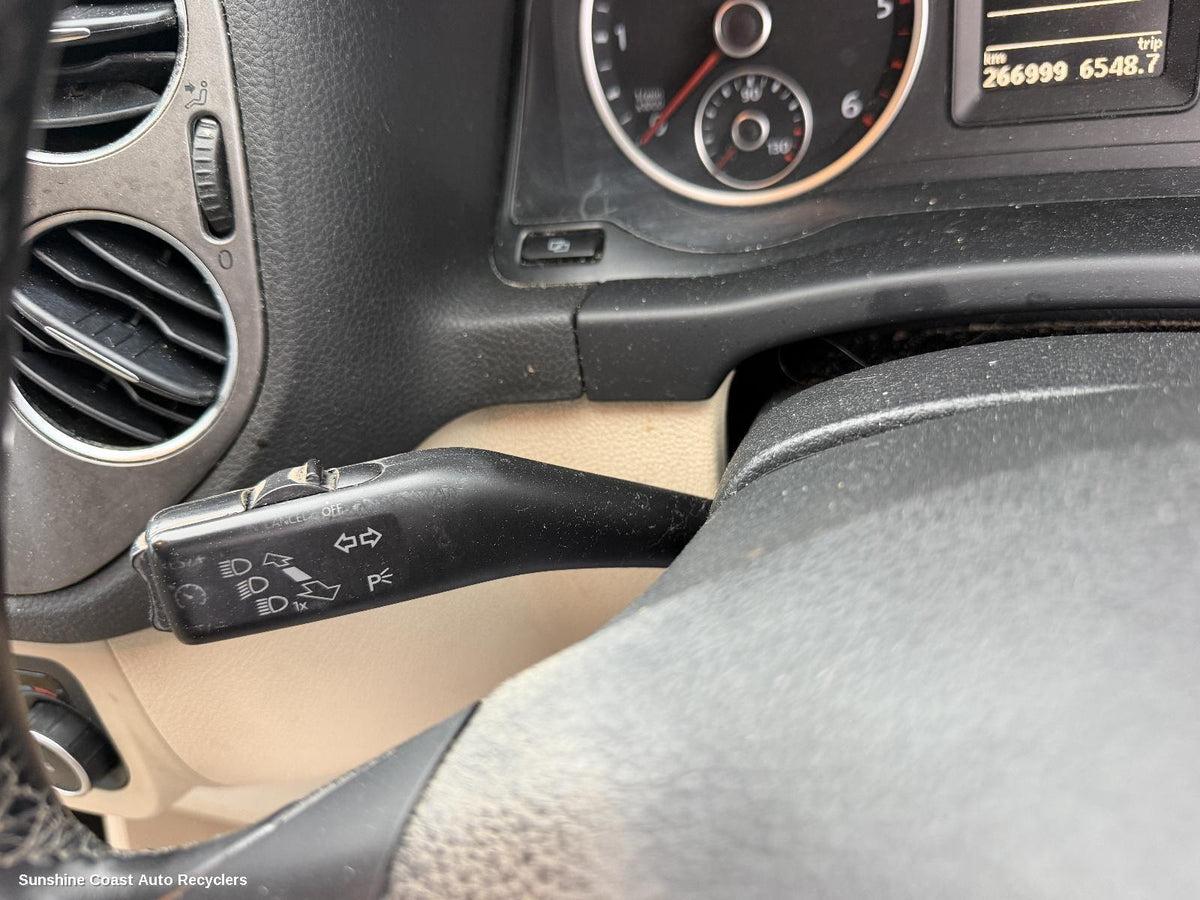 2008-2010 Volkswagen Tiguan Combination Switch